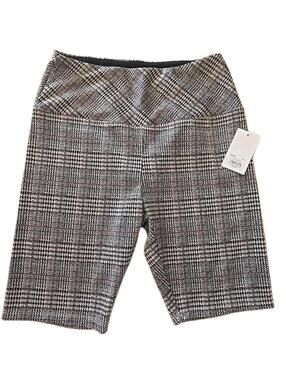 SO Pull On Plaid Shorts Womens Medium Elastic Waist NEW